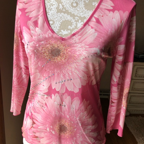 Express pink floral top - Picture 2 of 4